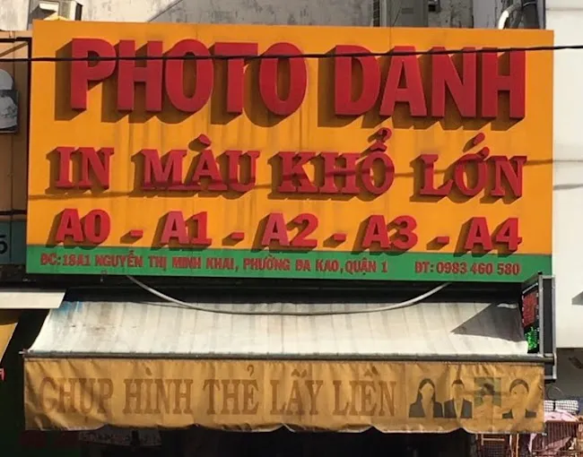 Tiệm photocopy Danh